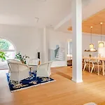 Antonius Art-loft * 瓦尔茨胡特·田根